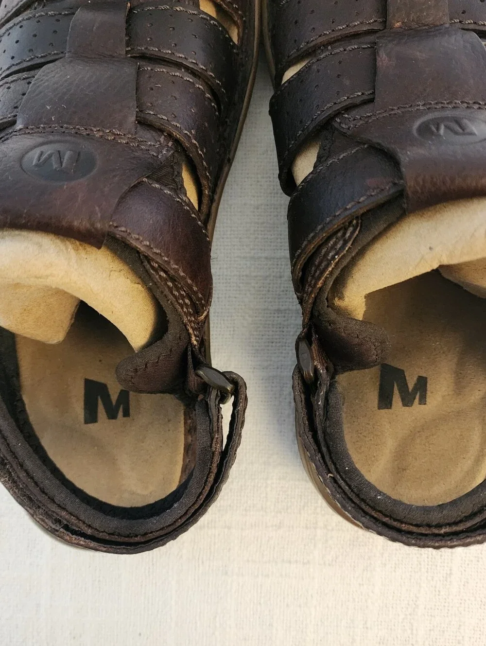 Merrell Fisherman Style Sandals M 8 Brown Closed Toe Caged Leather Upper A465